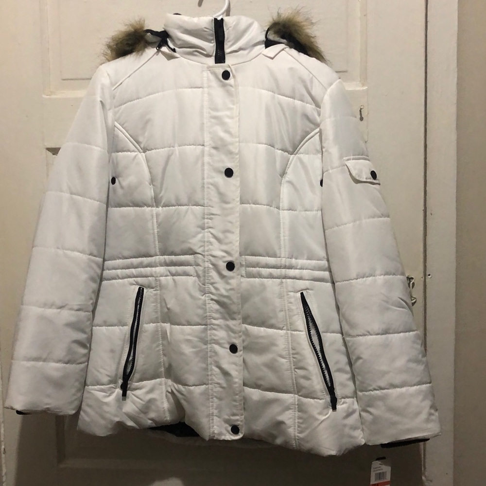 White Puffer Utility Jacket NWT Sz Med